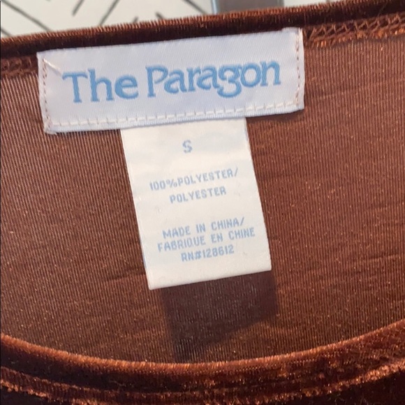 Women’s small rust color velvet outfit NWOT - Picture 7 of 16